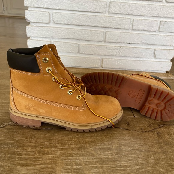 Timberland boots. - Picture 3 of 3
